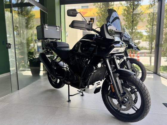 HARLEY-DAVIDSON PAN AMERICA 1250 S 